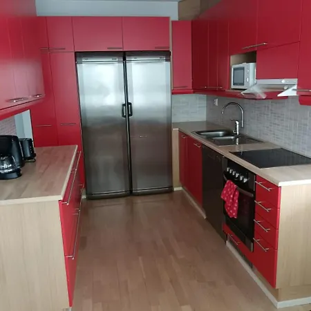 Spacious For 5 With Sauna In Alppila Apartman